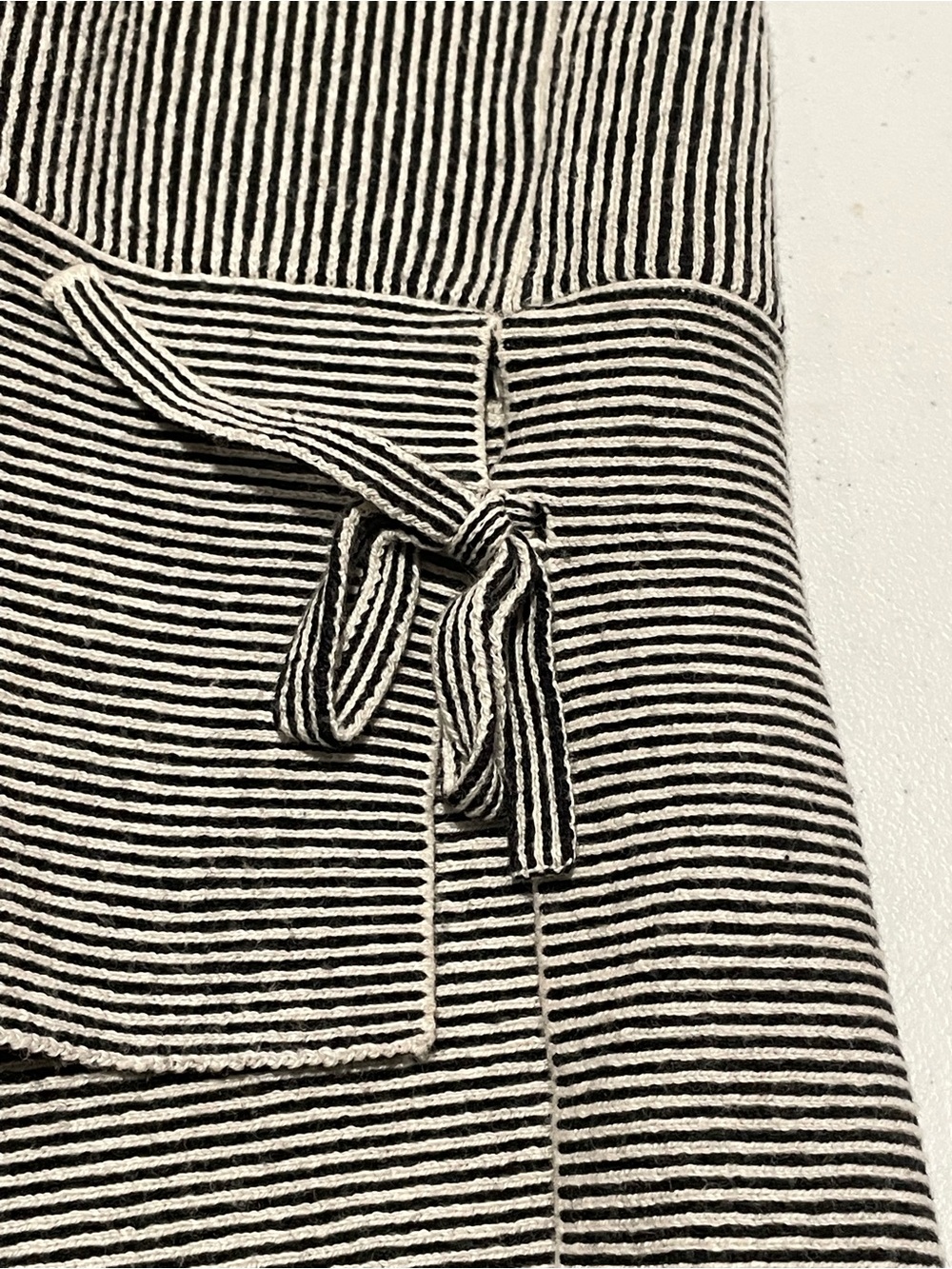 CAbi Cupid’s Cardigan Style 3526 Sz Small Full Zip Side Tie Cardigan Gray Cream - Picture 8 of 13